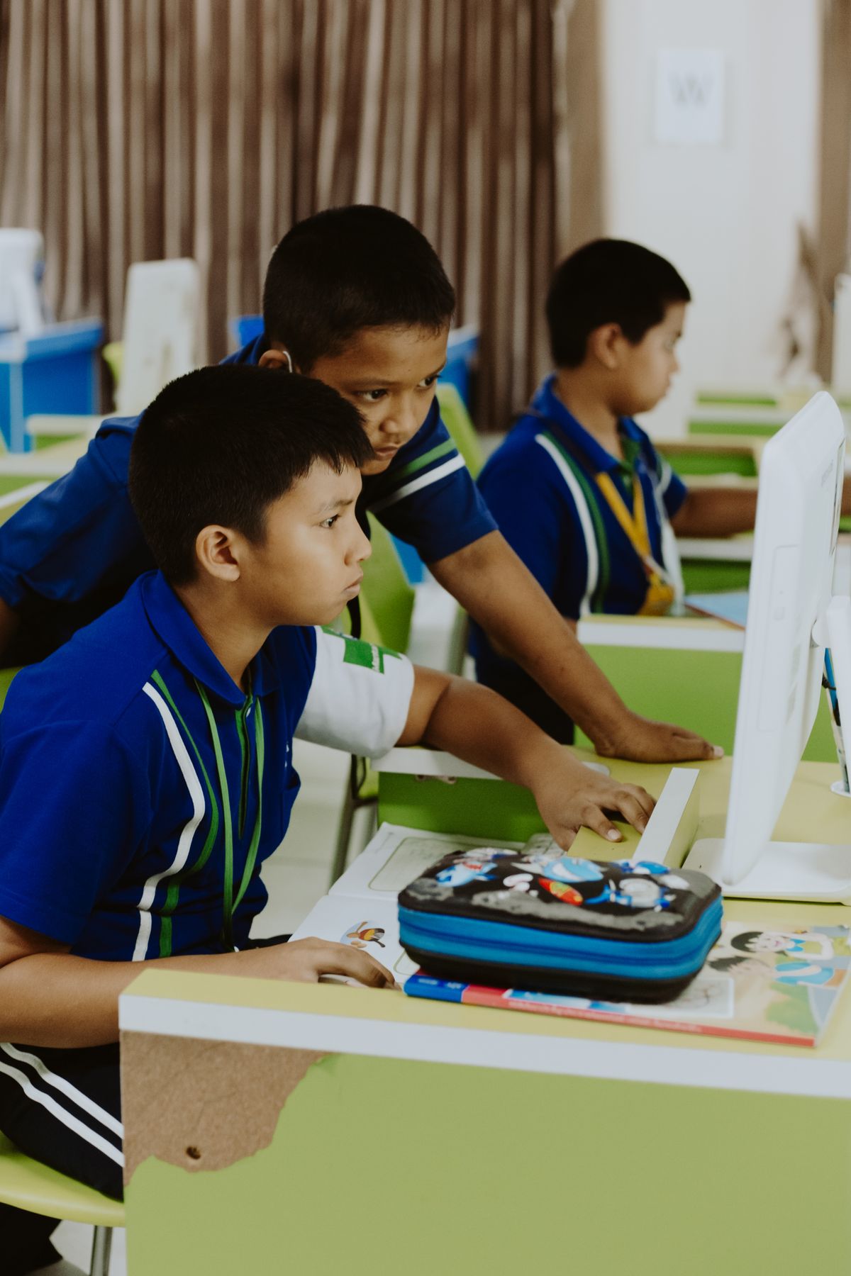 Panduan Etis Pakai ChatGPT di Kelas: untuk Guru dan Siswa